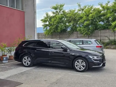 Usata Renault Talisman Business 160 CV (117 kW) 2020 Nero Station wagon