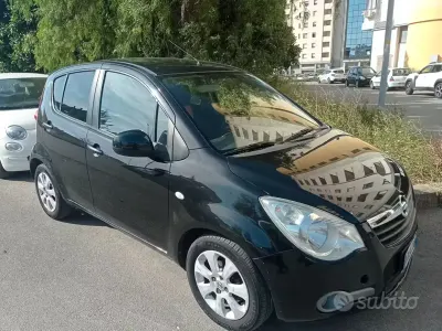 Usata Opel Agila 86 CV (63 kW) 2009 Nero Utilitaria