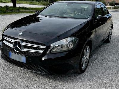 Begagnad Mercedes A180 109 HK (80 kW) 2013 Sedan