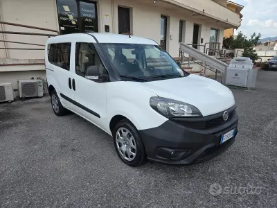 Usata Fiat Doblò 95 CV (69 kW) 2019 Bianco Monovolume