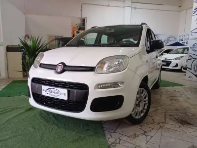 Usata Fiat Panda Pop 69 CV (50 kW) 2012 Bianco Utilitaria