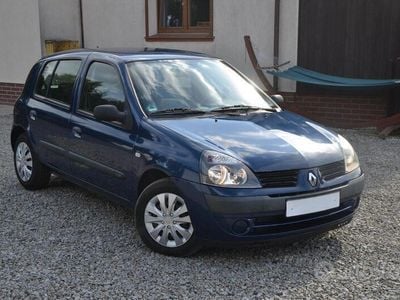 Usata Renault Clio II 98 CV (72 kW) 2005 Blu/azzurro Utilitaria