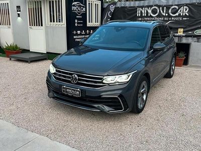 Usata VW Tiguan R-line 150 CV (110 kW) 2021 Grigio SUV