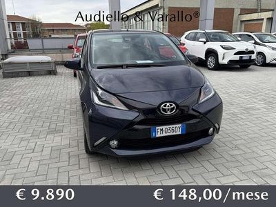 Begagnad Toyota Aygo 69 HK (50 kW) 2017 Blå Halvkombi