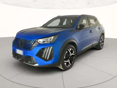 Usata Peugeot 2008 Allure 101 CV (74 kW) 2024 Bleu SUV