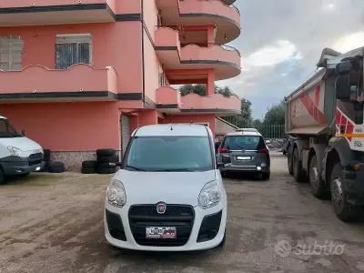 Usata Fiat Doblò 105 CV (77 kW) 2014 Bianco Monovolume