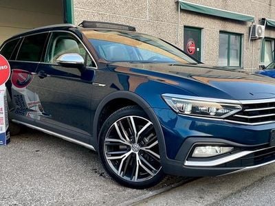 Usata VW Passat Alltrack 239 CV (175 kW) 2020 Blu Station wagon