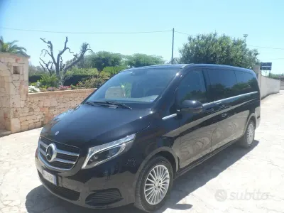 Usata Mercedes V220 Premium 163 CV (119 kW) 2017 Nero Monovolume