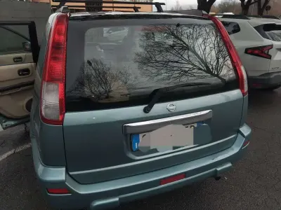 Usata Nissan X-Trail 140 CV (102 kW) 2002 SUV