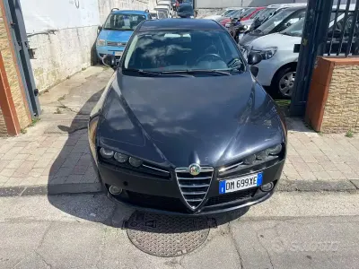 Usata Alfa Romeo 159 120 CV (88 kW) 2007 Nero Berlina