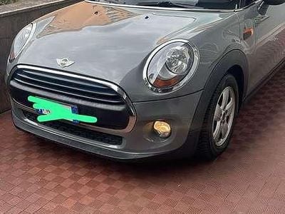 Usata Mini ONE 102 CV (75 kW) 2015 Grigio Utilitaria