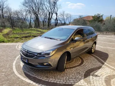 Usata Opel Astra 110 CV (80 kW) 2019 Marrone Station wagon