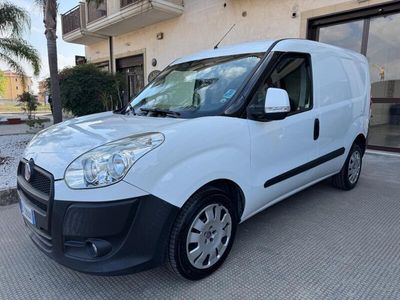 Usata Fiat Doblò 119 CV (87 kW) 2013 Bianco Monovolume