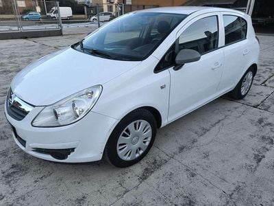 Usata Opel Corsa 80 CV (58 kW) 2009 Bianco Berlina