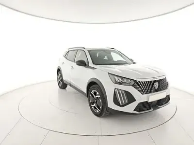 Usata Peugeot 2008 Allure 145 CV (106 kW) 2025 Bianco SUV