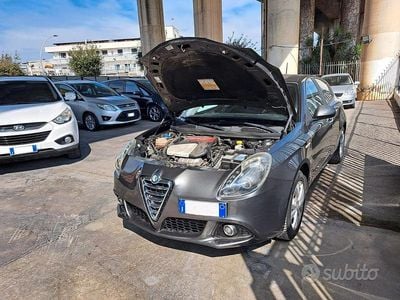 Usata Alfa Romeo Giulietta 120 CV (88 kW) 2014 Grigio Berlina