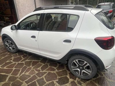 Usata Dacia Sandero Stepway 90 CV (66 kW) 2019 Bianco Berlina