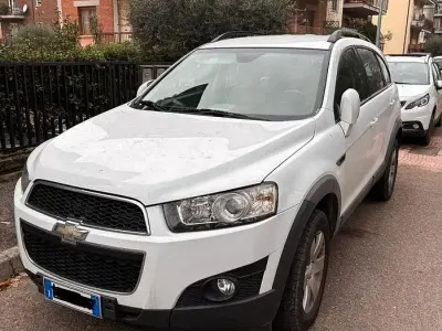 Usata Chevrolet Captiva LT 163 CV (119 kW) 2012 Bianco SUV