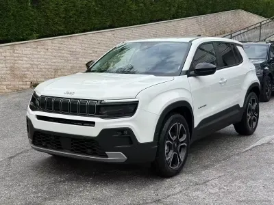 Nuova Jeep Avenger Summit 101 CV (74 kW) 2025 Bianco SUV