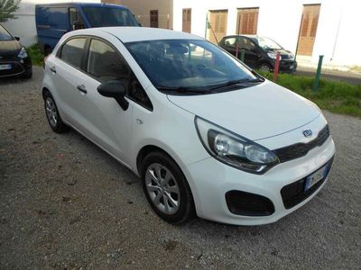 usata Kia Rio 3ª serie 1.1 CRDi WGT 5p. LX