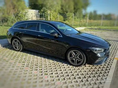 Usata Mercedes CLA200 163 CV (119 kW) 2023 Nero Coupé