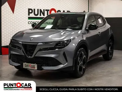 Nuova Alfa Romeo GT Junior Ti 145 CV (106 kW) 2026 Nero SUV