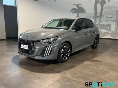 Usata Peugeot 208 Allure 101 CV (74 kW) 2025 Gray Utilitaria