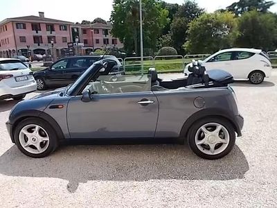 Usata Mini Cooper Cabriolet 116 CV (85 kW) 2006 Blu Cabrio