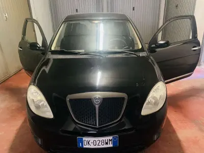 Usata Lancia Ypsilon 60 CV (44 kW) 2007 Utilitaria