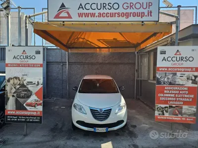 Usata Lancia Ypsilon Silver 80 CV (58 kW) 2013 Bianco Utilitaria