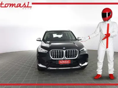 Usata BMW X1 xLine 150 CV (110 kW) 2024 Black sapphire SUV