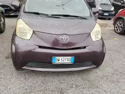 Begagnad Toyota iQ 68 HK (50 kW) 2009 Halvkombi