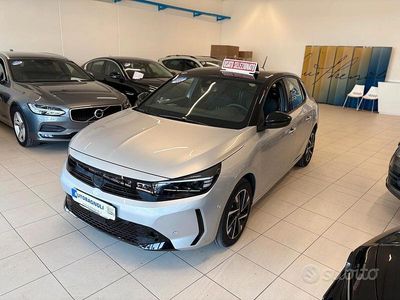 Usata Opel Corsa 100 CV (73 kW) 2025 Grigio Utilitaria