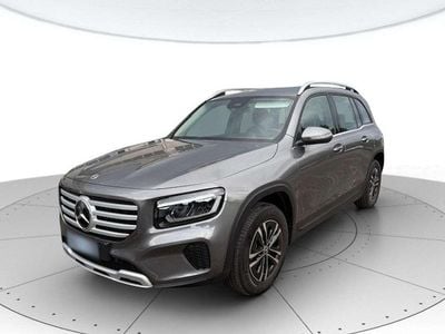Mercedes GLB200