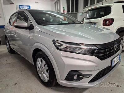 Usata Dacia Sandero Expression 66 CV (48 kW) 2022 Grigio Berlina