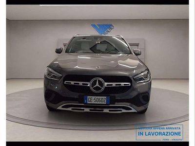 Usata Mercedes GLA200 Premium 150 CV (110 kW) 2021 Grigio artense SUV