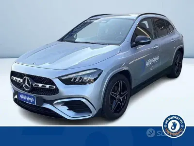 Usata Mercedes GLA180 AMG line 116 CV (85 kW) 2025 Grigio SUV