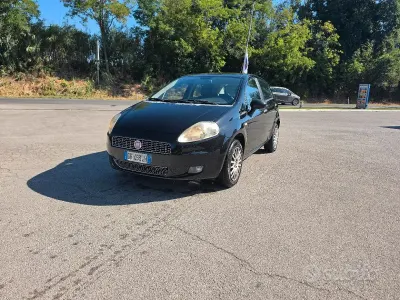 Usata Fiat Grande Punto 77 CV (56 kW) 2008 Nero Utilitaria