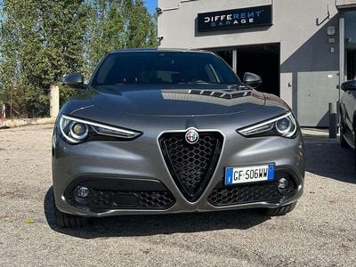 Usata Alfa Romeo Stelvio Veloce 209 CV (153 kW) 2021 Grigio SUV