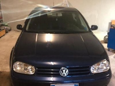 Blu Usata 2002 VW Golf IV Utilitaria | 1500 € (Buon prezzo)