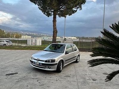 Gebraucht Peugeot 106 GTi 118 PS (86 kW) 1997 Grau Kleinwagen