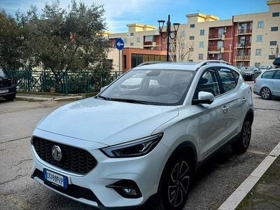 Usata MG ZS Luxury 111 CV (81 kW) 2024 Bianco SUV