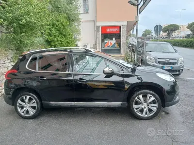Gebraucht Peugeot 2008 Allure 110 PS (80 kW) 2016 Schwarz SUV