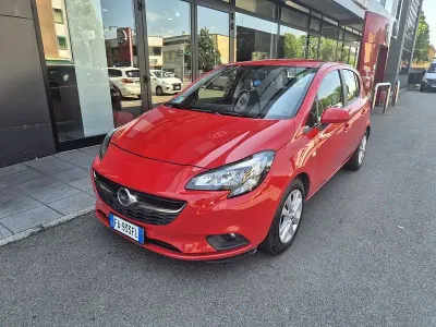 Usata Opel Corsa Edition 86 CV (63 kW) 2015 Rosso Utilitaria