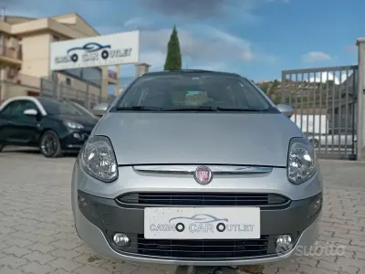 Usata Fiat Punto Evo 95 CV (69 kW) 2011 Grigio Utilitaria