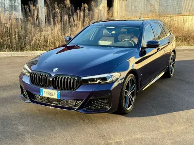 Usata BMW 530 Comfort Edition 249 CV (183 kW) 2021 Blu/azzurro Station wagon