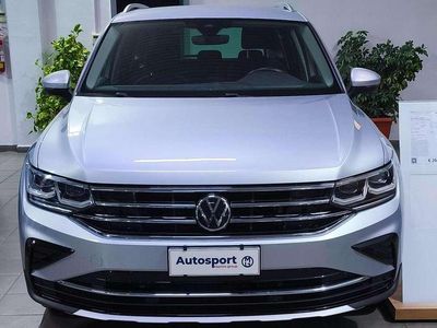 Usata VW Tiguan Elegance 150 CV (110 kW) 2022 Argento reflex met. SUV
