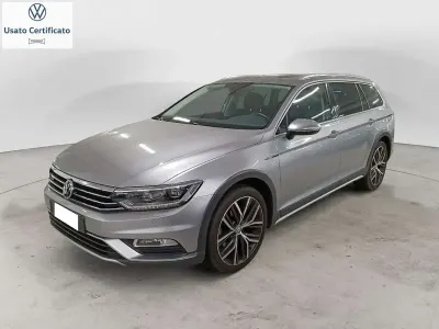 Usata VW Passat Alltrack 190 CV (139 kW) 2019 Argento Station wagon