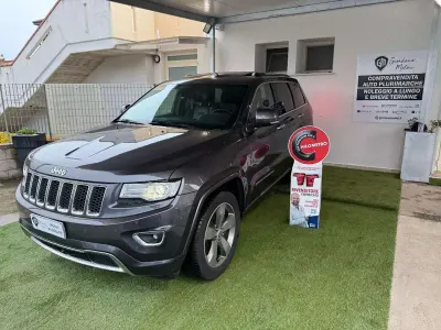 Usata Jeep Grand Cherokee Limited 250 CV (183 kW) 2016 Grigio SUV