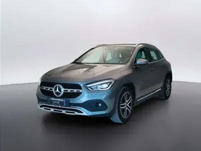 Usata Mercedes GLA220 190 CV (139 kW) 2020 Grigio SUV